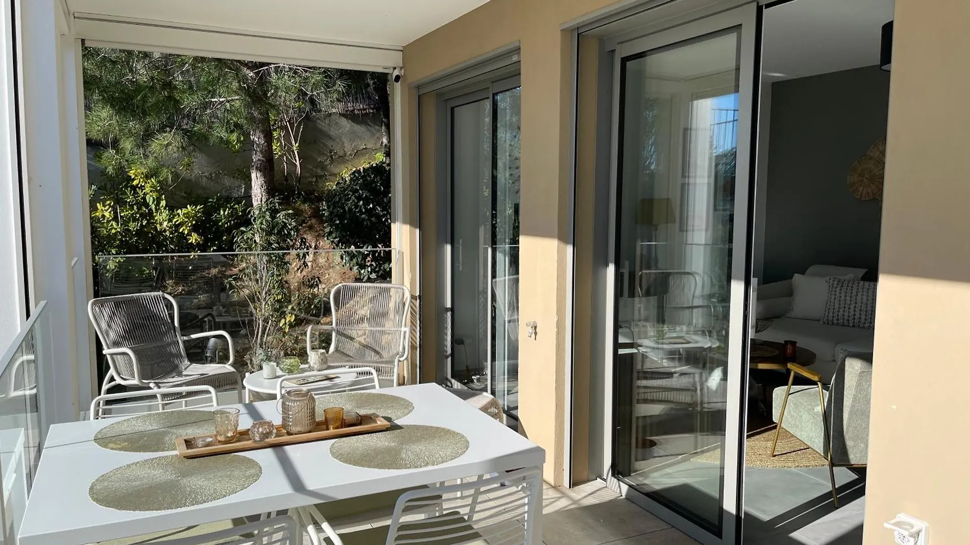 Appartement De Luxe Eze Village Vue Mer Avec Piscine 0*,  France